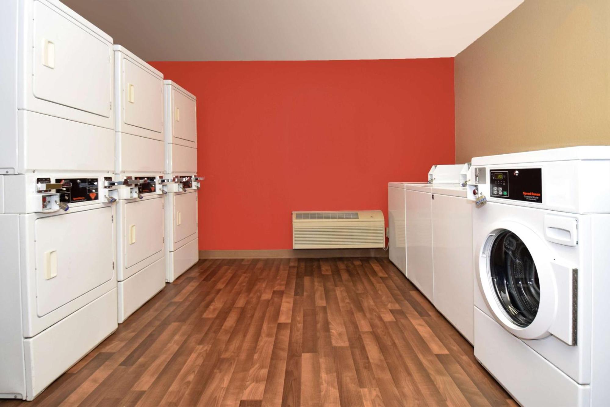 Extended Stay America Suites - Philadelphia - Plymouth Meeting - East Bagian luar foto
